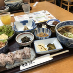 Udon Sansai Shioya - 塩屋定食！