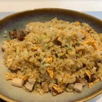 モダンチャイニーズブラッセリ― HALOW - 海老＆チャーシュー炒飯