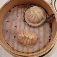 中国料理 桃花林 - 小籠包・ふかひれ入り蒸し餃子