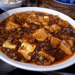 157230085 - 麻婆豆腐も量が多め。