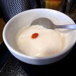 157230130 - 杏仁豆腐は普通に美味しいですよ。