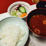 すき焼割烹 日山 - ご飯