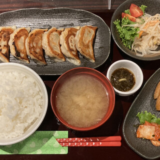 さっぽろ ぎょうざやさん_1