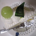 ル・ジャルダン・ブルー - メロンのショートケーキ・上より