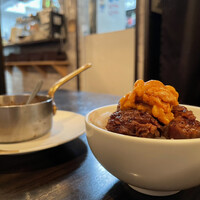 SATOブリアン 本店 - ブリ飯　＋雲丹
