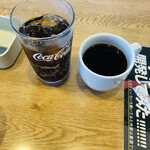 ジョイフル - コーラと普通のコーヒー