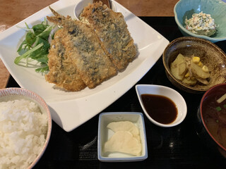 Sai - 鰯フライ定食750円