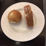 ビストロ ドゥ シエル - 自家製パン