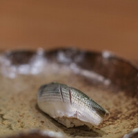 すし処 みや古分店 - "小鰶（こはだ）"に"吉野醋（よしのす）"