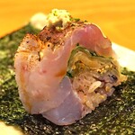 日本料理 たかむら - 秋田産の甘鯛の棒寿司