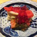 良理 - 焼き穴子と芝漬けきゅうり、紫蘇ジュレ掛け