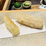 鮨 由う - ・煮穴子とヤングコーンの天ぷら