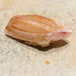 鮨 由う - ・春子鯛の昆布〆