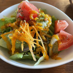 カフェ&バル ディアーナ - サラダ