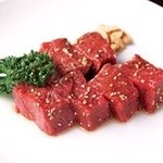 焼肉トラジ - ヒレカクはベリーレアでお召し上がり下さい