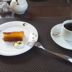 ラ ビストリア - カボチャのプリン、珈琲。