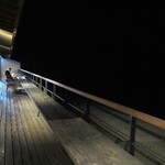 波華楼 - テラス席のカウンター