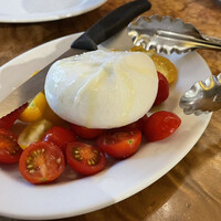 カルネジーオ イースト - 