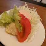 ちんちく林 - 野菜サラダ550円。