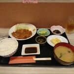 和心 かぎり - 豚かつ定食