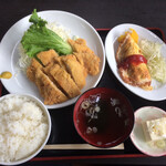 昇龍 - ロースカツ定食  950円＋税