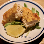 餃子とスパークリング バブルス - チキンカツ