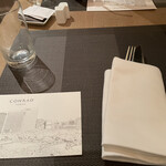 オールデイダイニング セリーズ - カトラリーとマスク入れ