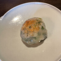 白碗竹快樓 祇園店 - えびニラまんじゅう