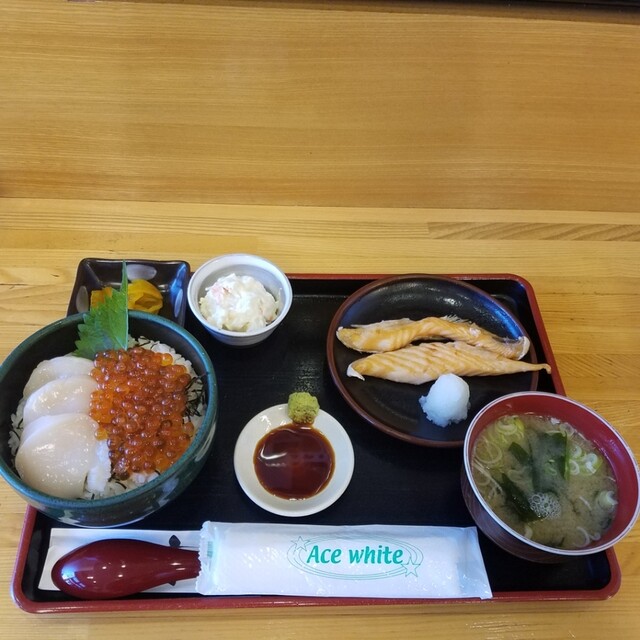 いくら亭 函館駅前 海鮮丼 食べログ いくら亭 函館駅前 海鮮丼 食べログ