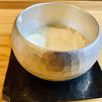 齋華 - ◆杏仁豆腐
      ◎クリーミーで甘さ控えめ。後味がさっぱり。