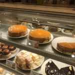 パスティチュリア・デリチュース - 1番有名なのは、店名も付いている、このチーズケーキ