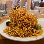 南海飯店 - かたい焼ソバの麺