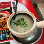 芽笼九巷活田鸡 - 白粥 in クレイポット