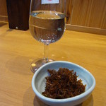 鈴木酒販小売部 - 釘煮も山盛、2杯はイケそう！