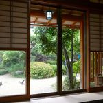 陸女鮨 - 手入れの良い庭＠2012/9