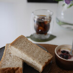 食パンベーカリー 大名商店 - 