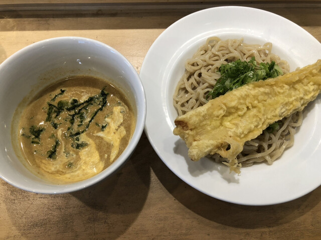 虎杖うどん 朝昼晩カレー 築地市場 カレーうどん 食べログ