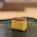 いしまる - "雞蛋糕（たまごやき）"、一夜熟成（ひとやねかし）