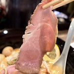 魚々麺 園 - レアチャーシューリフト