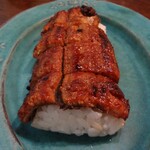 あつた蓬莱軒 - テイクアウト「鰻すし」