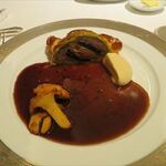 シェ・イノ - 鶉のパイ包み焼き