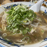 ラーメン 天 - Aセット 950円 　ラーメン、ライス、唐揚げ(2コ入)