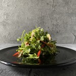 香菜のサラダ北京”老虎菜”