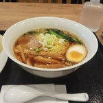 Kamagaya Gyouzaken - 醤油ラーメン