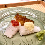 Akasaka Ogino - 鱧にちり酢、鱧卵塩漬け、梅肉ガリ　三種楽しめる！