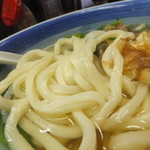 手打うどん 四国屋 - うどんは大盛り位の量ですね！