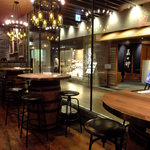 (๑>◡<๑) ♡店内シックです♫