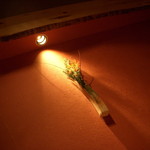 神保町 傳 - 個室の壁もセンス良し