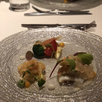 カントニーズ 燕 - 