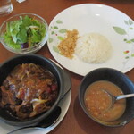 テコテコ - 牛テール煮込み！